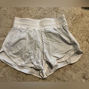 Size 8 Track that high rise shorts